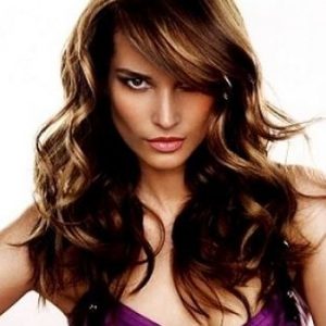 Curly Hair a Winter Trend
