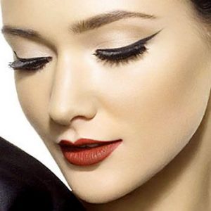 Makeup Care for a Glowing Skin