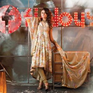 Firdous Concept Store arrests hearts in no time!