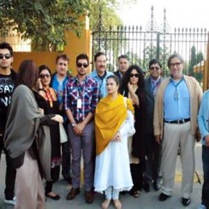 Pakistani TV Artists Protest Against Non-Pakistani Dramas