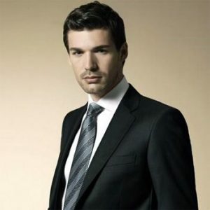 Add up Style with Fashionable Ties