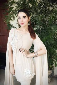 Hareem Farooq Images
