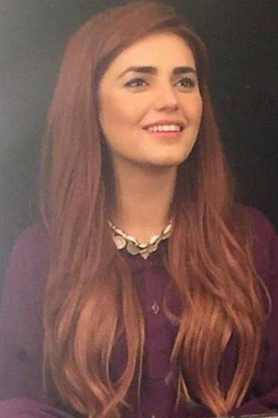 Momina Mustehsan images