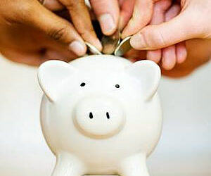 Saving money by pakistani parents with a baby