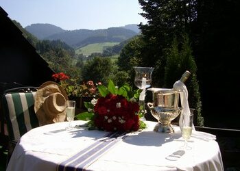 Decorate your little summer Balcony