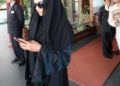Veena Searching Streets Of Mumbai To Find The Character Face For Her Movie