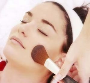 Summer Makeup Base for Pakistani Ladies