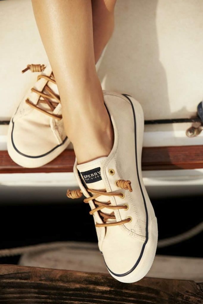 Benefits of Canvas Shoes for Women