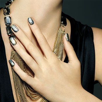 Go Bold with Nails to Perk up your Summer!