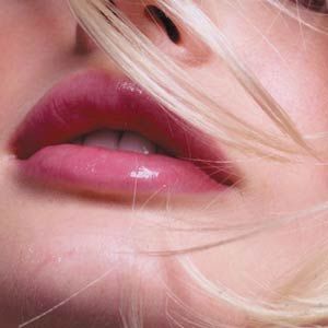 Get Smooth Lips, Tips for Beautiful Lips for Pakistani Girls / Women