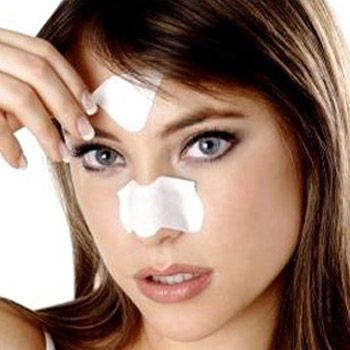 Protect Your Skin From Blackheads In Summer