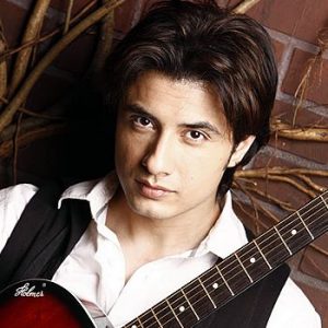 Ali Zafar Gets Stardust Award in India