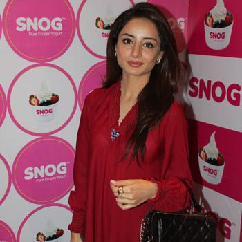 Frozen Yogurt Snog Pure Gets Warm Opening In Karachi