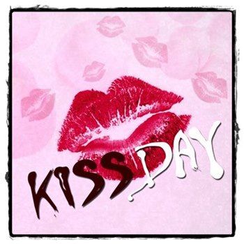 Happy Kiss Day