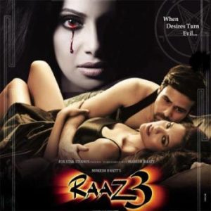 Raaz 3 Attracts Huge Crowd At First Show In PAF Cinema Lahore