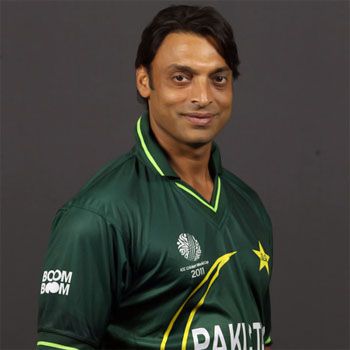 Shoaib Akhtar Announces Withdrawal from International Cricket