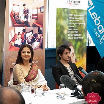 Vidya Balan proposes Ali Zafar