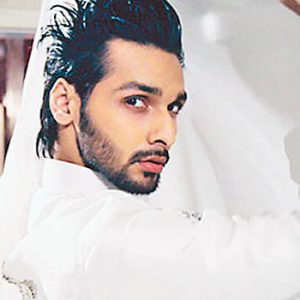 Syed Rizwanullah - Pakistani Fashion Designer