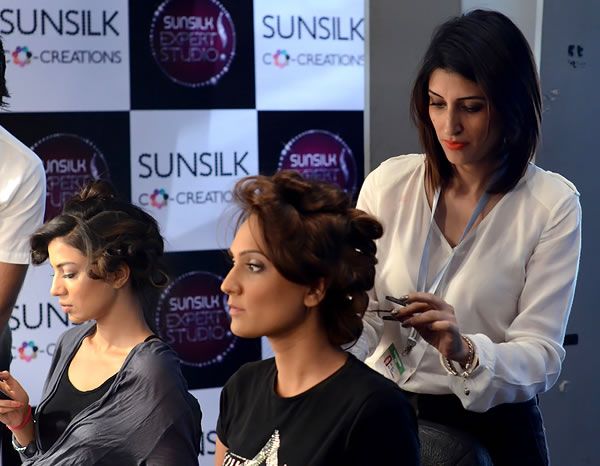 Backstage PFDC Sunsilk Fashion Week 2012 - Day 3