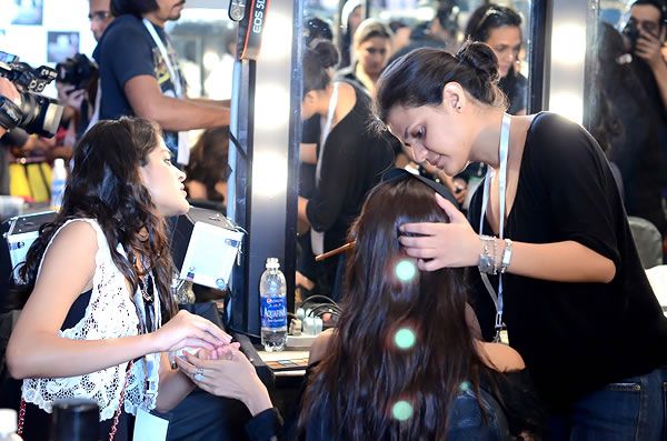 Backstage PFDC Sunsilk Fashion Week 2012 - Day 3