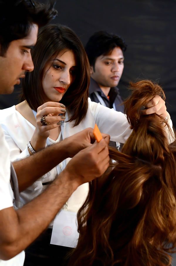 Backstage PFDC Sunsilk Fashion Week 2012 - Day 3