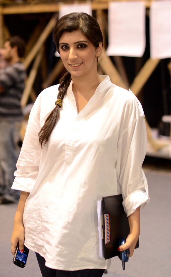 Backstage PFDC Sunsilk Fashion Week 2012 - Day 3