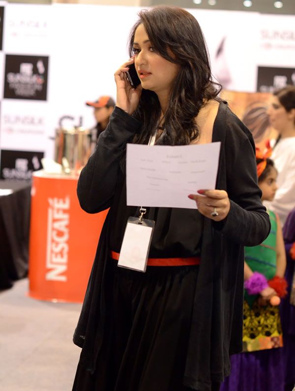 Backstage PFDC Sunsilk Fashion Week 2012 - Day 3