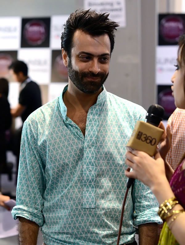 Backstage PFDC Sunsilk Fashion Week 2012 - Day 3