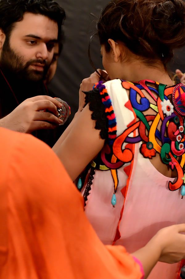 Backstage PFDC Sunsilk Fashion Week 2012 - Day 3