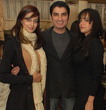 Bushra Aftab Dinner by QYT Events- Fashion Central,
Iffat Rahim Omer, Mehreen Syed.