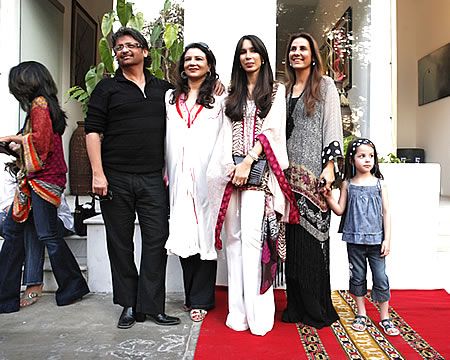 Sana Safinaz & Rizwan Beygâ€™s Spring Summer collection preview