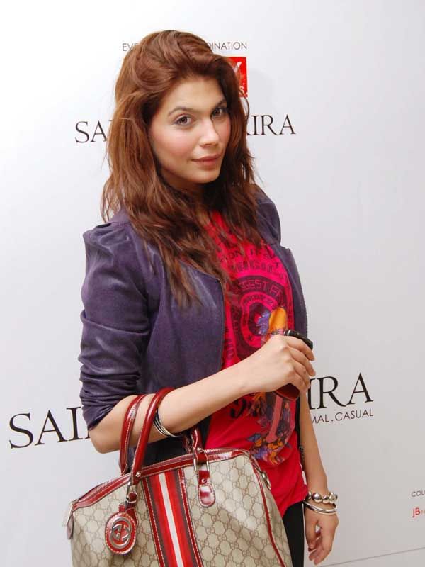 Launch of Saira Shakira at 10 Q Lahore