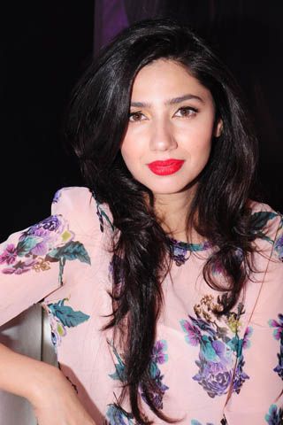 Red Carpet at PFDC Sunsilk Fashion Week 2012 Day 4, Red Carpet at PFDC 2012
