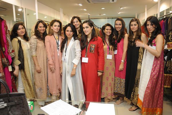 First Solo Exhibition by Nida Azwer