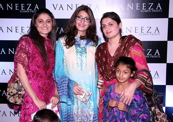 Launch of VLawn Prints 2012 by Vaneeza