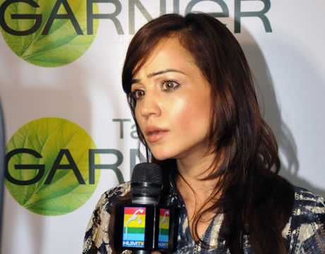 Juggun Kazim Celebrated the Launch of Garnier Light SPF 15