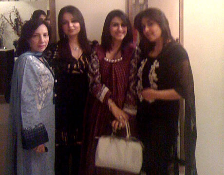 Anny of Fashion Central hosted a Get together
