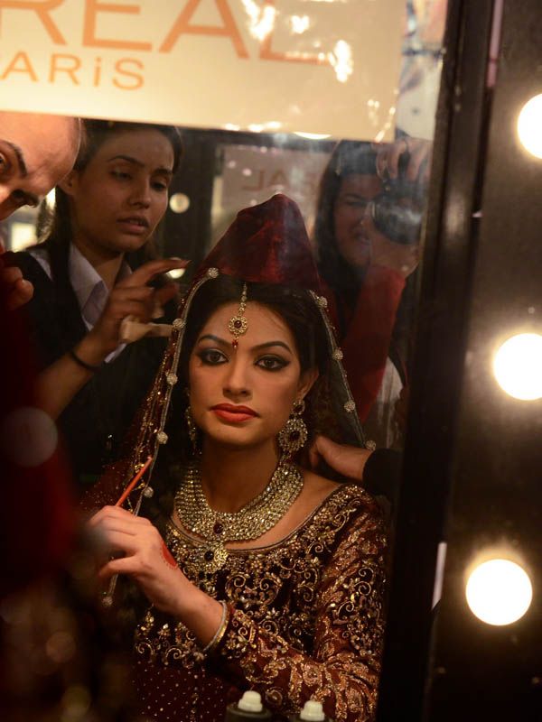 Backstage PFDC L'Oreal Paris Bridal Fashion Week 2011 - Day 2