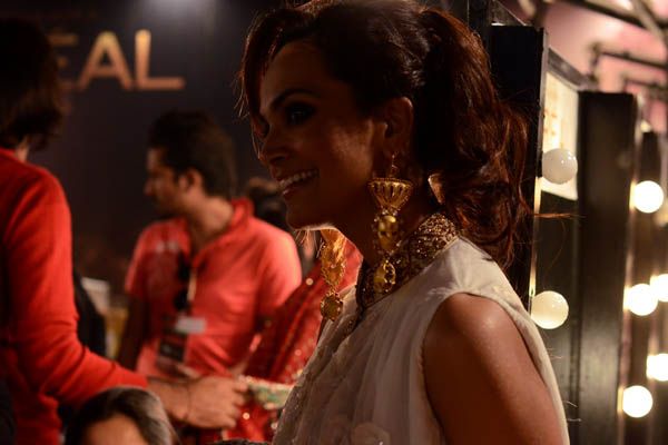 Backstage PFDC L'Oreal Paris Bridal Fashion Week 2011 - Day 2