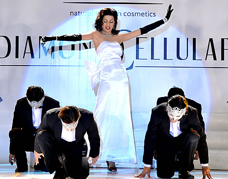 Launch of Diamond Cellular by Oriflame