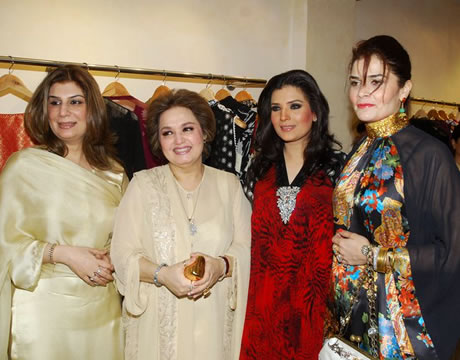 Launch of the flagship store by 'Mina Hasan'