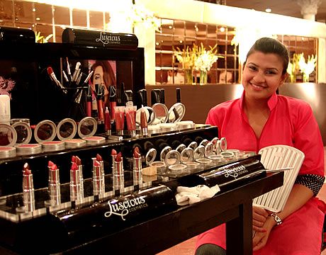 Luscious Cosmetics invited Lahore to â€˜Celebrate Their Beautyâ€™, Live!