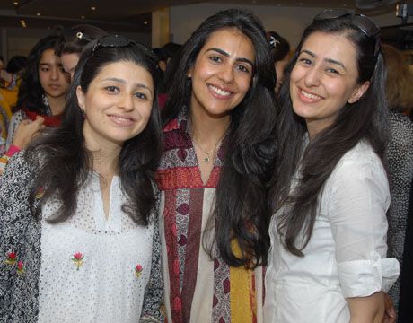 Launch of MauSummery Lawn Flagship Store