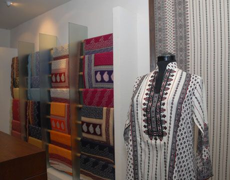 Launch of MauSummery Lawn Flagship Store