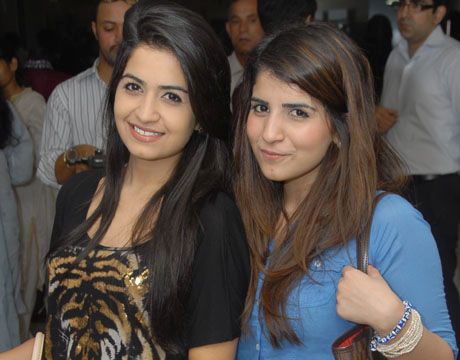 Launch of MauSummery Lawn Flagship Store
