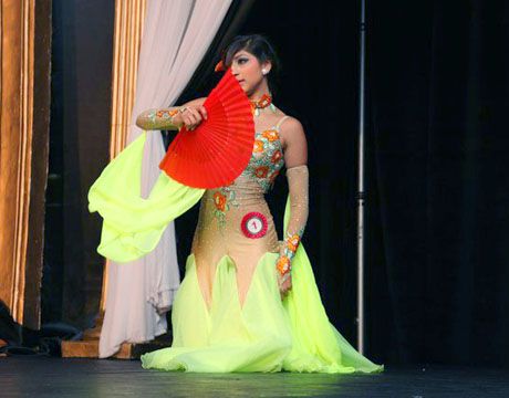 Mrs. Pakistan World 2010 wins Mrs. United Nations 2010