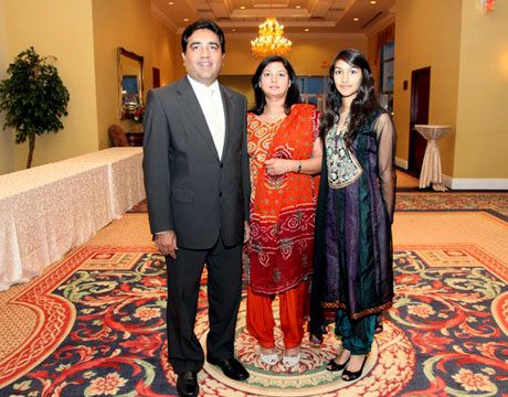 Mrs. Pakistan World 2010 wins Mrs. United Nations 2010