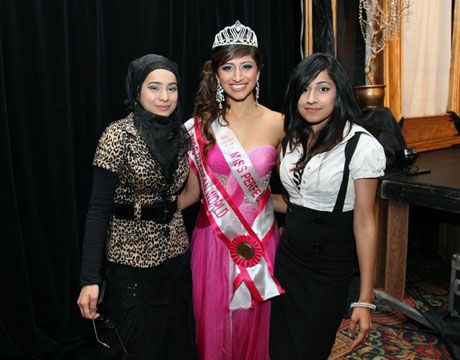 Mrs. Pakistan World 2010 wins Mrs. United Nations 2010