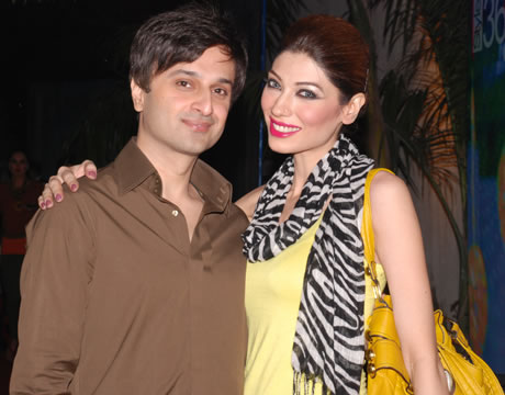 Pantene Bridal Couture Week 2011 Day 1 - Red Carpet