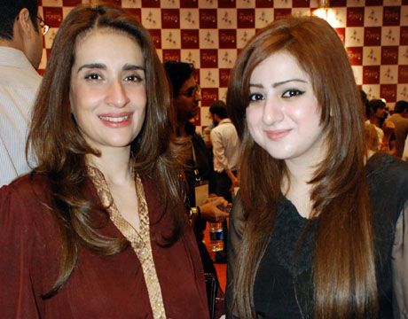 Red Carpet Day 1 PFDC Sunsilk Fashion Week 2011 Lahore